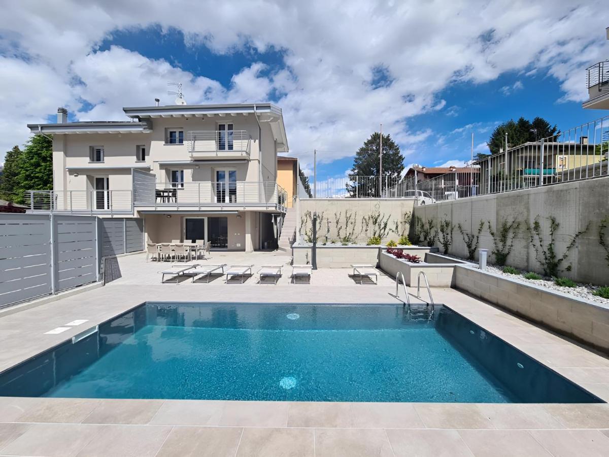 Villa Claudia With Private Pool Colico Exteriér fotografie